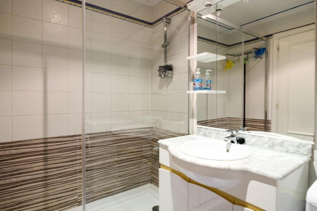 Apartamento Frente Al Sardinero ซานตานเดร์ ภายนอก รูปภาพ
