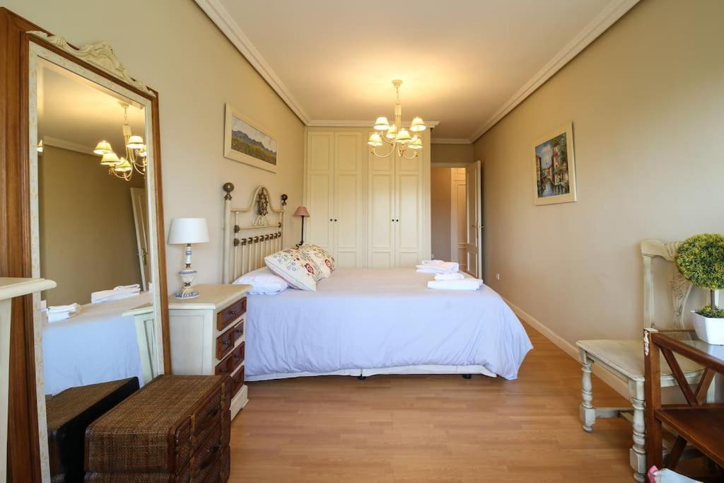 Apartamento Frente Al Sardinero ซานตานเดร์ ภายนอก รูปภาพ